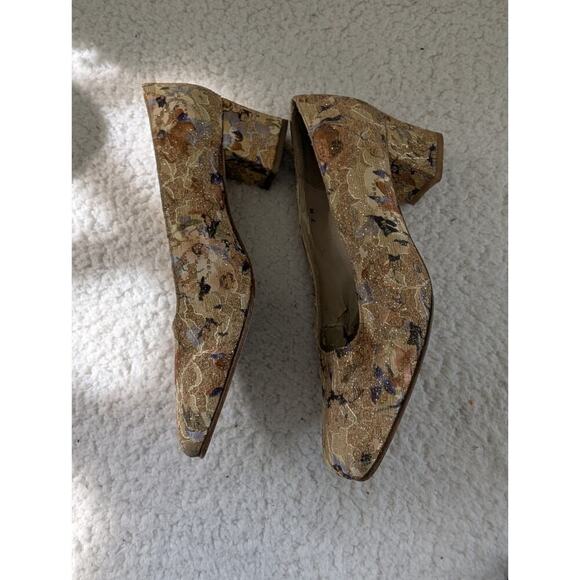 JONES NEW YORK 1998 Yellow Floral Tapestry Heels Pumps Size 7 Made in Spain - Picture 3 of 14